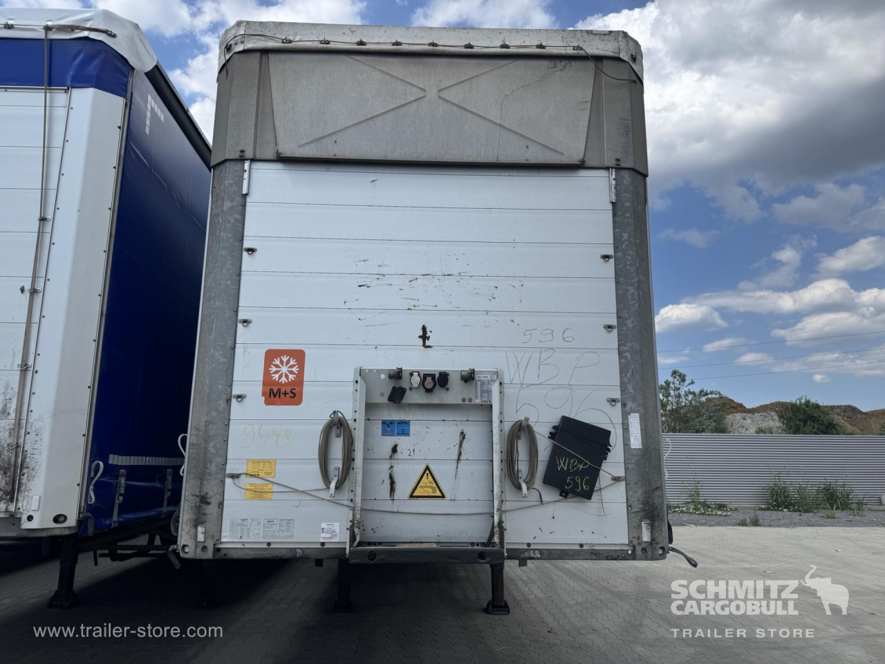 SCHMITZ Curtainsider Mega - Semi-reboque de lona: foto 5 SCHMITZ Curtainsider Mega - Semi-reboque de lona: foto 5