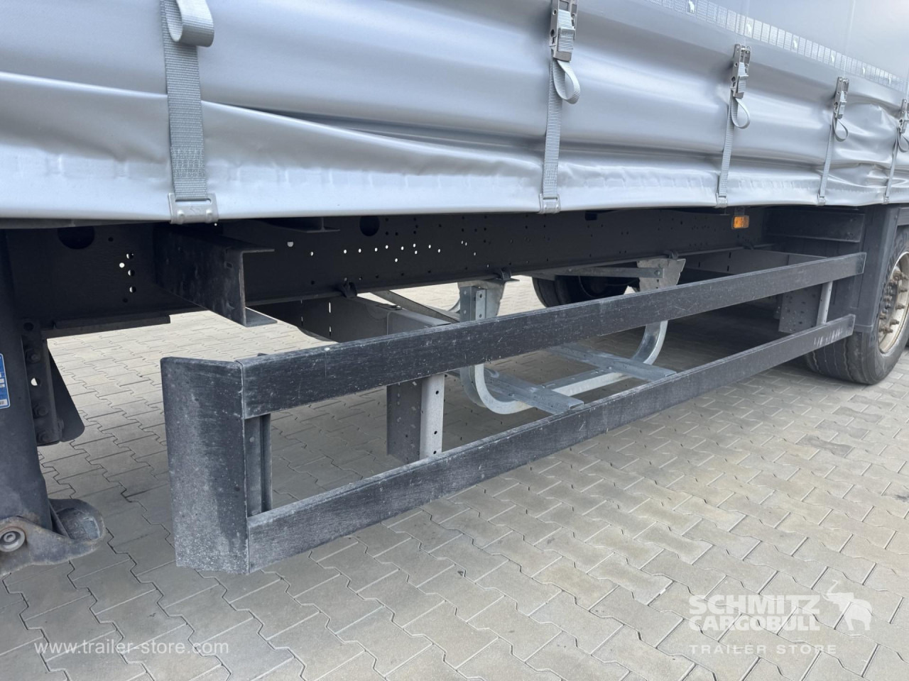 SCHMITZ Curtainsider Mega - Semi-reboque de lona: foto 4 SCHMITZ Curtainsider Mega - Semi-reboque de lona: foto 4
