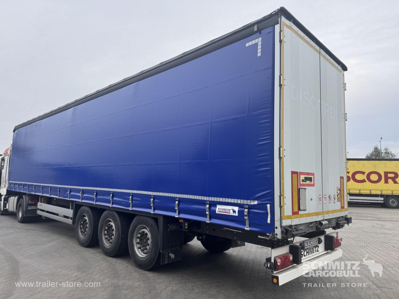 SCHMITZ Curtainsider Standard - Semi-reboque de lona: foto 5 SCHMITZ Curtainsider Standard - Semi-reboque de lona: foto 5