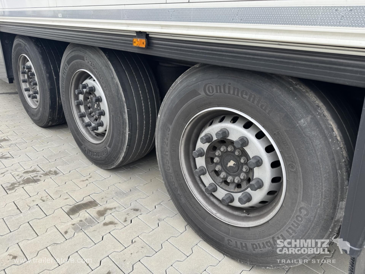 SCHMITZ Reefer Standard Double deck - Semireboque isotérmico: foto 2 SCHMITZ Reefer Standard Double deck - Semireboque isotérmico: foto 2