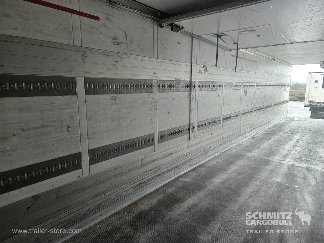 SCHMITZ Reefer Multitemp - Semireboque isotérmico: foto 3 SCHMITZ Reefer Multitemp - Semireboque isotérmico: foto 3