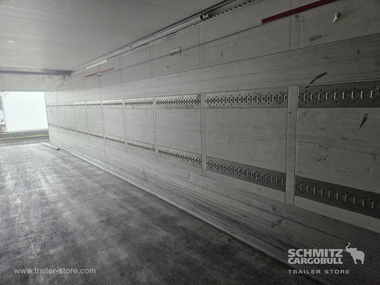 SCHMITZ Reefer Multitemp - Semireboque isotérmico: foto 3 SCHMITZ Reefer Multitemp - Semireboque isotérmico: foto 3