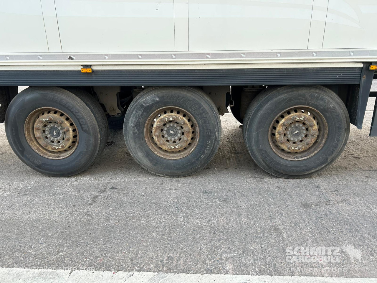 SCHMITZ Reefer Standard - Semireboque isotérmico: foto 4 SCHMITZ Reefer Standard - Semireboque isotérmico: foto 4