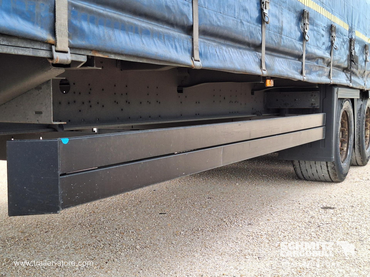 SCHMITZ Curtainsider Mega - Semi-reboque de lona: foto 4 SCHMITZ Curtainsider Mega - Semi-reboque de lona: foto 4