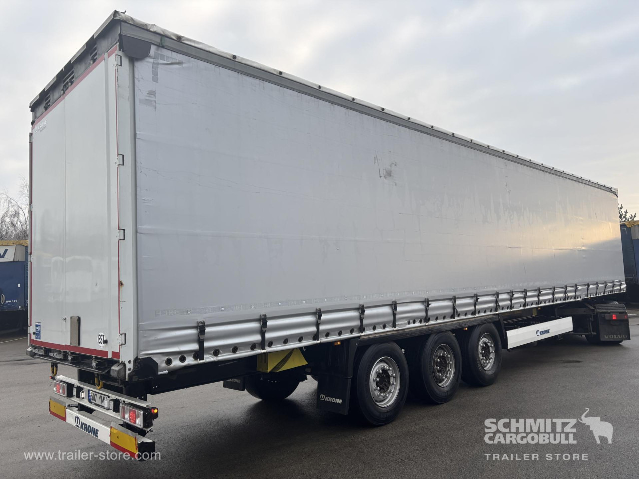 KRONE Curtainsider Standard - Semi-reboque de lona: foto 1 KRONE Curtainsider Standard - Semi-reboque de lona: foto 1