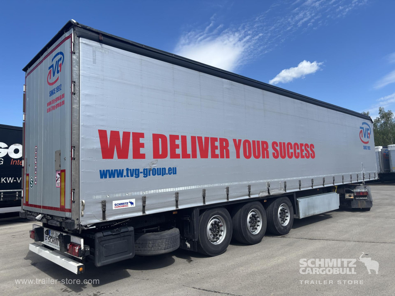 SCHMITZ Curtainsider Standard - Semi-reboque de lona: foto 1 SCHMITZ Curtainsider Standard - Semi-reboque de lona: foto 1