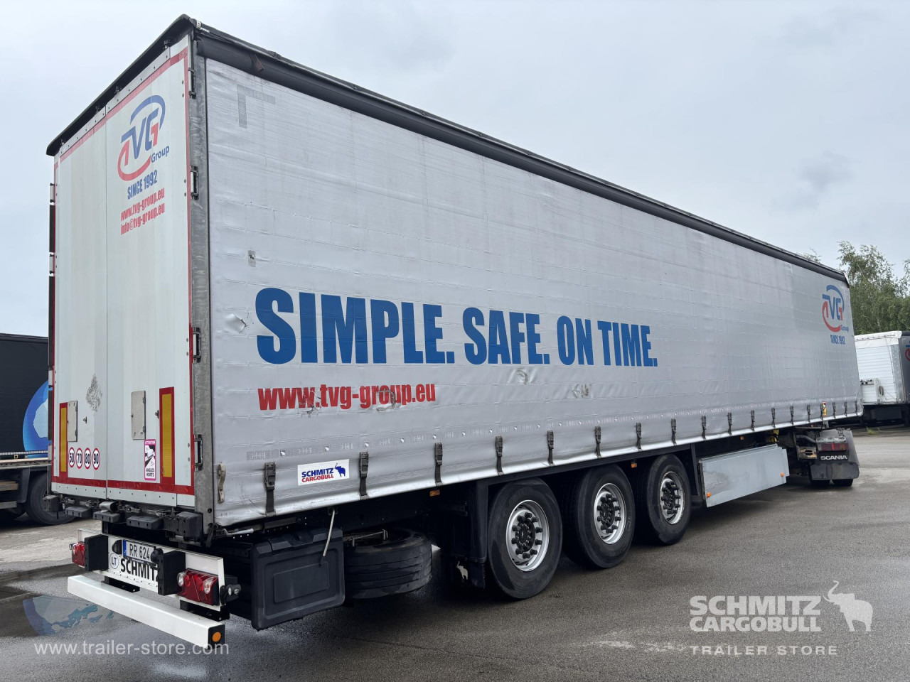 SCHMITZ Curtainsider Standard - Semi-reboque de lona: foto 1 SCHMITZ Curtainsider Standard - Semi-reboque de lona: foto 1