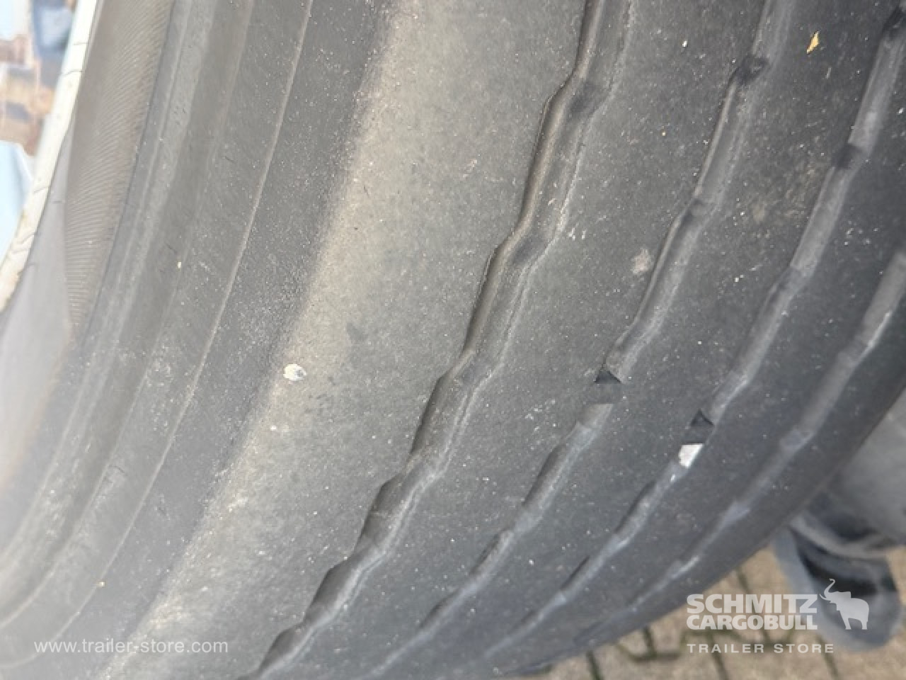 SCHMITZ Oplegger Kasten Standard Taillift - Semireboque furgão: foto 5 SCHMITZ Oplegger Kasten Standard Taillift - Semireboque furgão: foto 5