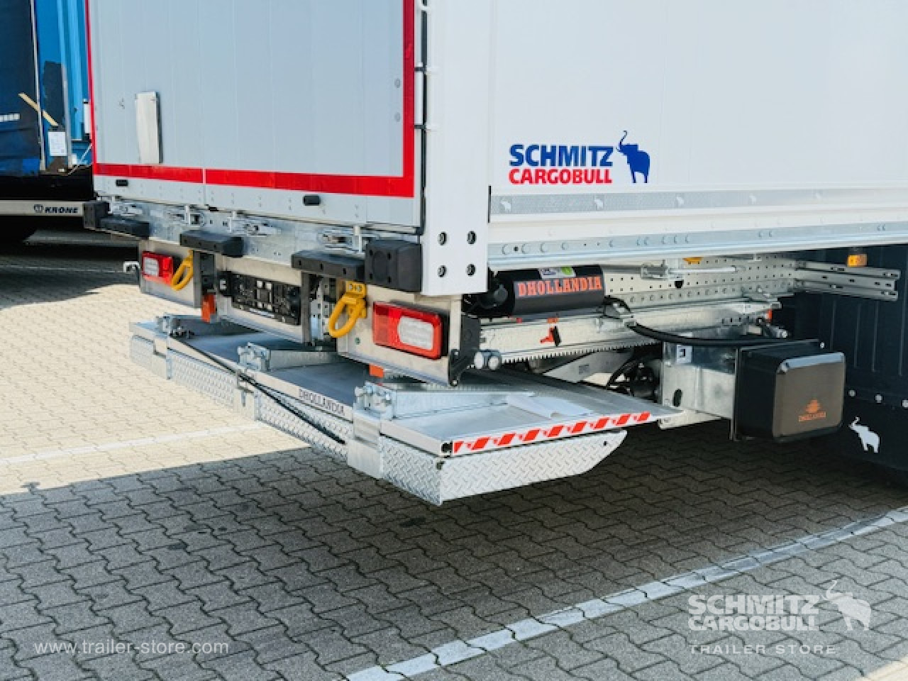 SCHMITZ Oplegger Kasten Standard Taillift - Semireboque furgão: foto 2 SCHMITZ Oplegger Kasten Standard Taillift - Semireboque furgão: foto 2