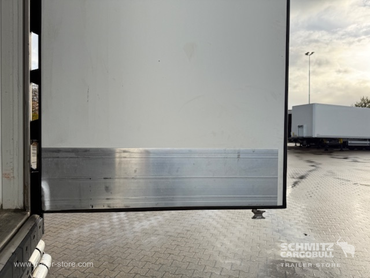SCHMITZ Oplegger Vries Standard Double deck - Semireboque isotérmico: foto 4 SCHMITZ Oplegger Vries Standard Double deck - Semireboque isotérmico: foto 4
