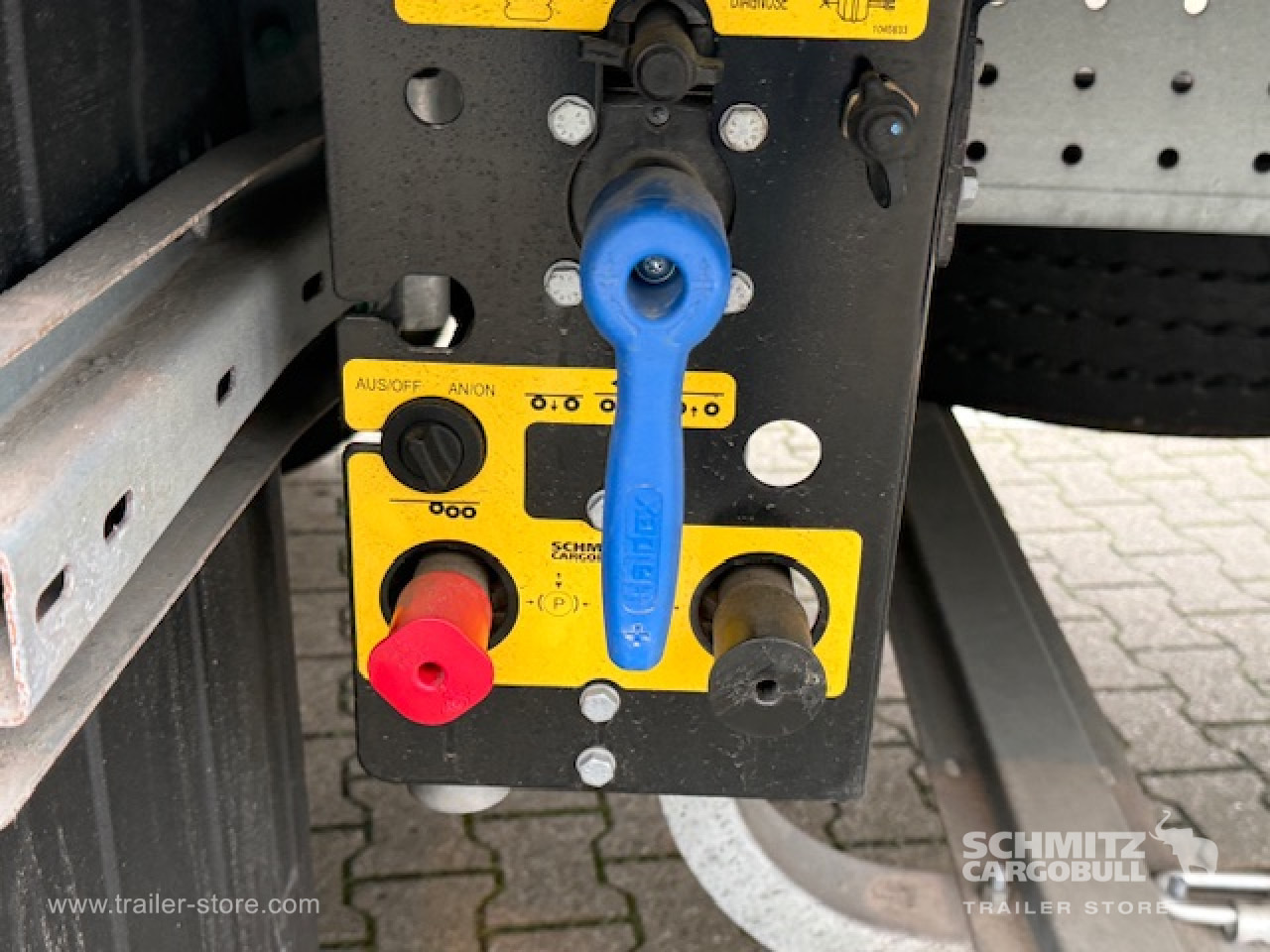 SCHMITZ Oplegger Vries Standard - Semireboque isotérmico: foto 4 SCHMITZ Oplegger Vries Standard - Semireboque isotérmico: foto 4