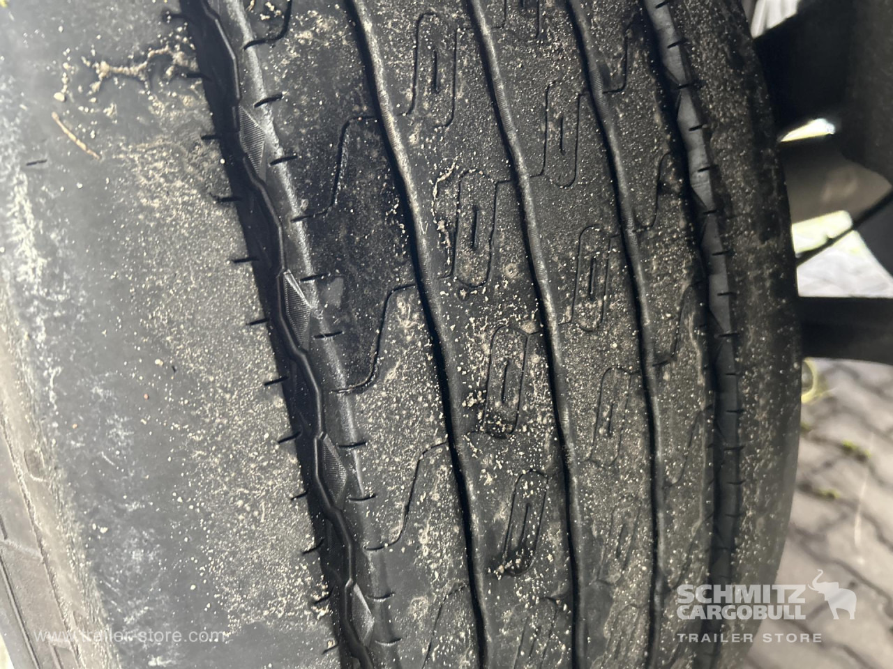 SCHMITZ Reefer Standard Double deck - Semireboque isotérmico: foto 5 SCHMITZ Reefer Standard Double deck - Semireboque isotérmico: foto 5