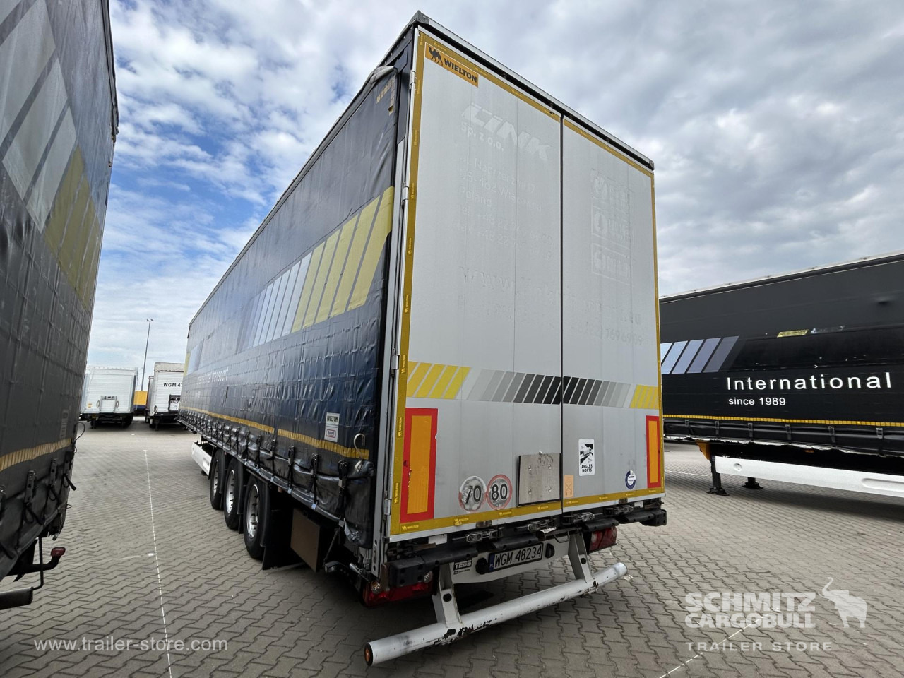 WIELTON Curtainsider Mega - Semi-reboque de lona: foto 2 WIELTON Curtainsider Mega - Semi-reboque de lona: foto 2