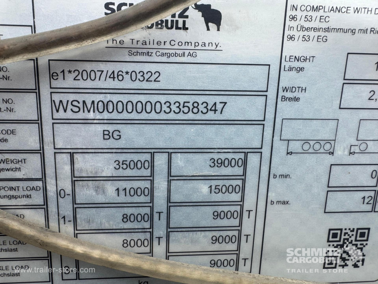 SCHMITZ Curtainsider Standard - Semi-reboque de lona: foto 2 SCHMITZ Curtainsider Standard - Semi-reboque de lona: foto 2