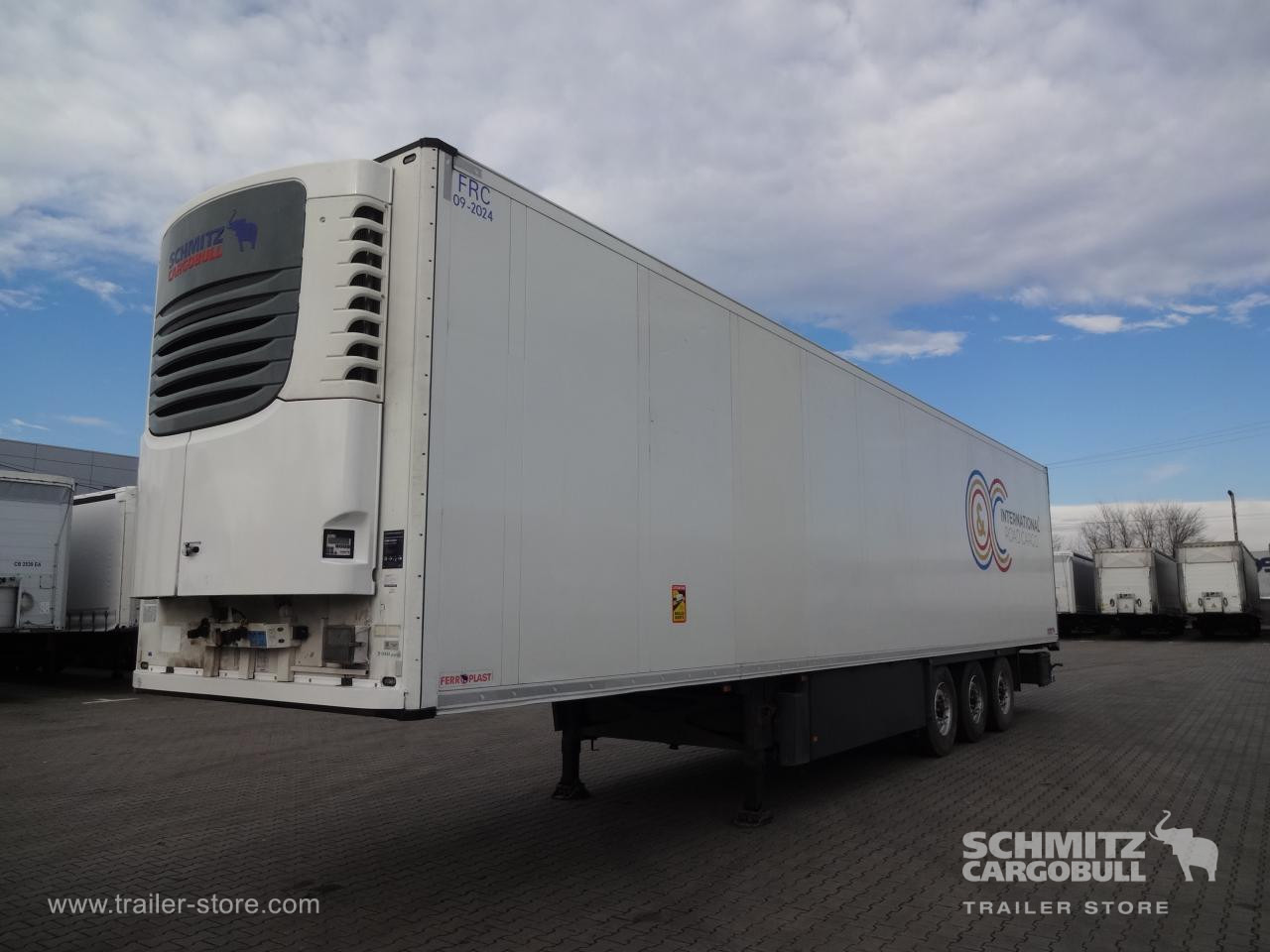 SCHMITZ Reefer Standard Double deck - Semireboque isotérmico: foto 1 SCHMITZ Reefer Standard Double deck - Semireboque isotérmico: foto 1