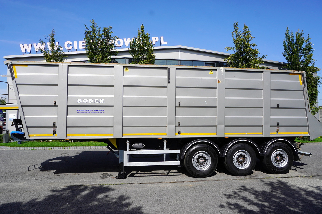 BODEX steel tipper semi-trailer 42 m³ - Semireboque basculante: foto 1 BODEX steel tipper semi-trailer 42 m³ - Semireboque basculante: foto 1