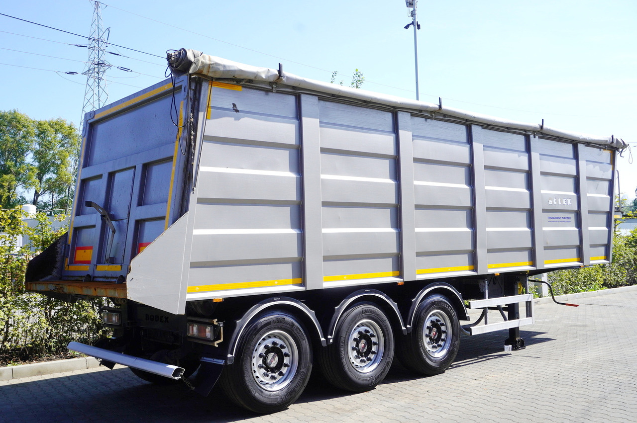 BODEX steel tipper semi-trailer 42 m³ - Semireboque basculante: foto 5 BODEX steel tipper semi-trailer 42 m³ - Semireboque basculante: foto 5