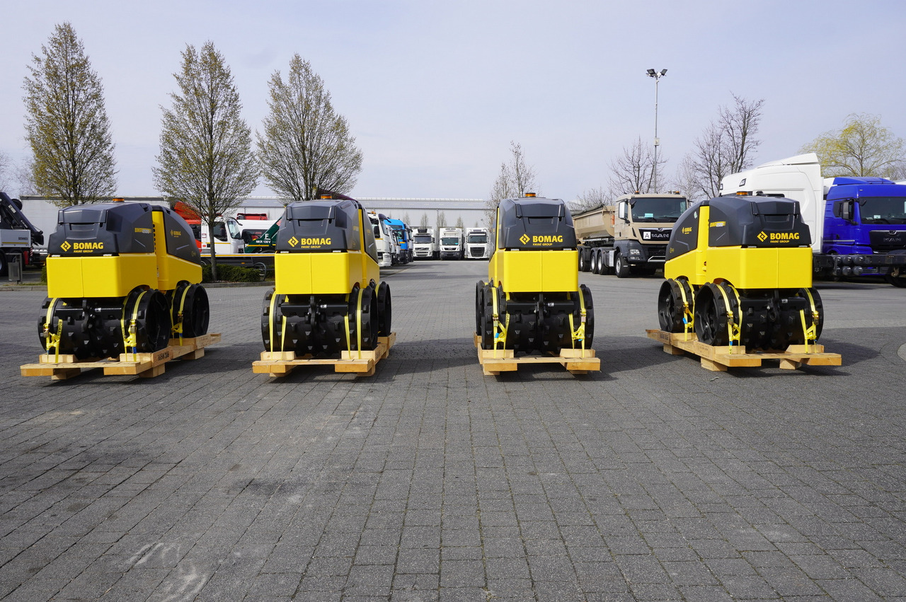 BOMAG BMP 8500 brand-new trench roller / Remote Control / 4 units - Estabilizador de solos: foto 4 BOMAG BMP 8500 brand-new trench roller / Remote Control / 4 units - Estabilizador de solos: foto 4
