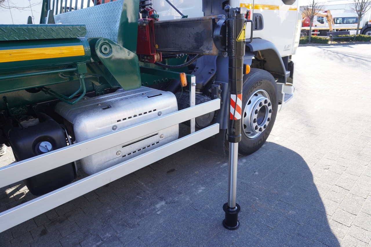 Caminhão multibenne, Caminhão grua DAF LF 18.310 E6 / Skip loader Fornal NKR 130V / HDS HMF 735 K2 / Manual gearbox: foto 19