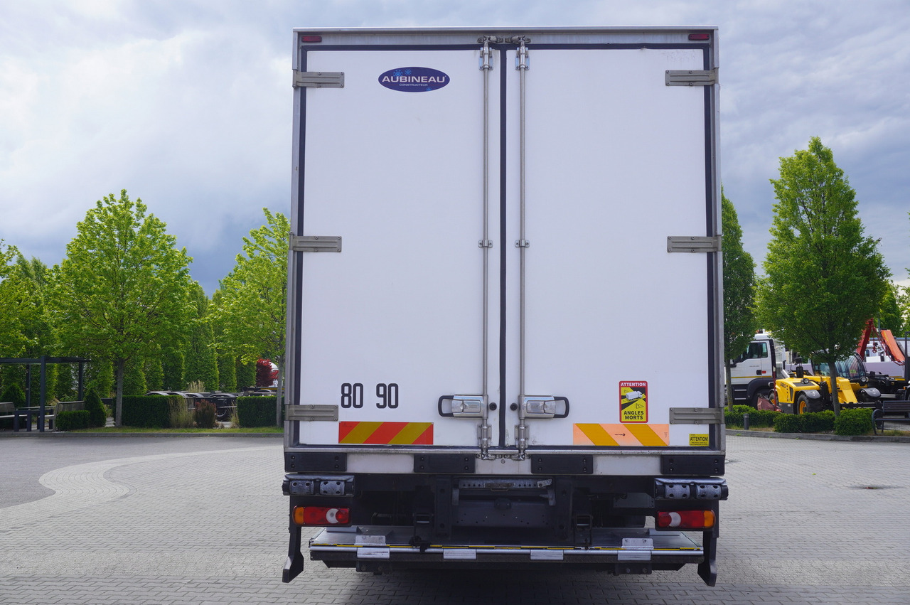 DAF LF 220 / Refrigerator 16 EPAL Multitemp / Carrier Supra 1150 MT / Palfinger 1500 kg - Caminhão frigorífico: foto 4 DAF LF 220 / Refrigerator 16 EPAL Multitemp / Carrier Supra 1150 MT / Palfinger 1500 kg - Caminhão frigorífico: foto 4