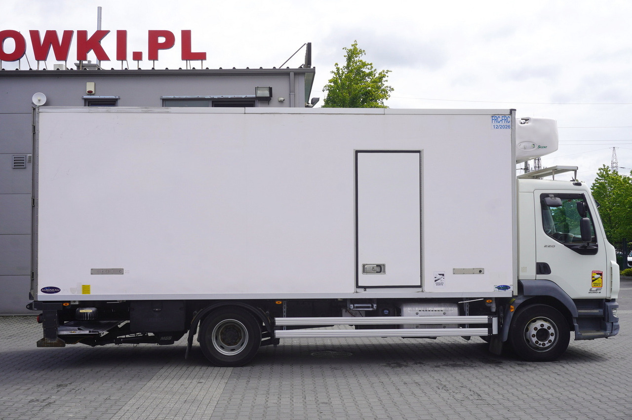 DAF LF 220 / Refrigerator 16 EPAL Multitemp / Carrier Supra 1150 MT / Palfinger 1500 kg - Caminhão frigorífico: foto 2 DAF LF 220 / Refrigerator 16 EPAL Multitemp / Carrier Supra 1150 MT / Palfinger 1500 kg - Caminhão frigorífico: foto 2