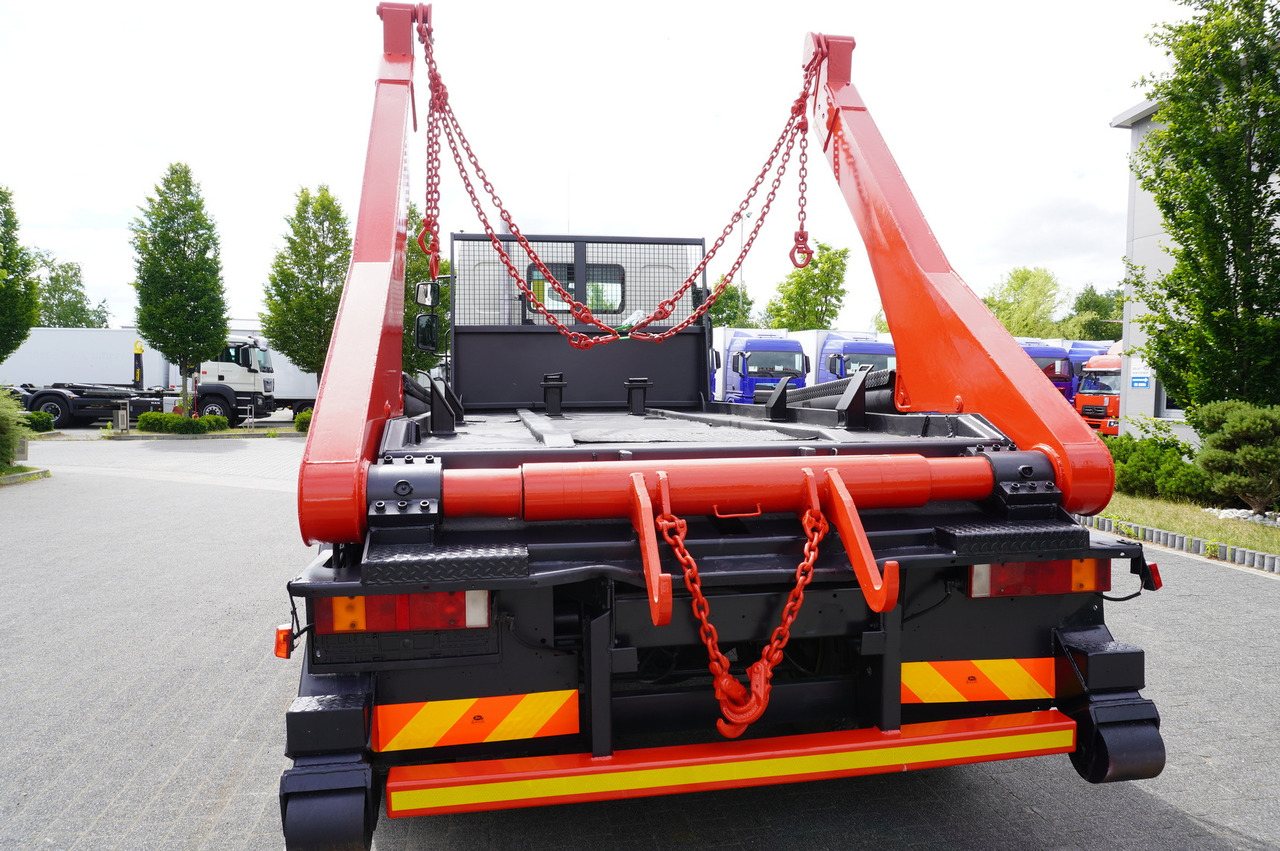 DAF LF 55.220 Skip loader GUIMA PALFINGER M14T - Caminhão multibenne: foto 5 DAF LF 55.220 Skip loader GUIMA PALFINGER M14T - Caminhão multibenne: foto 5