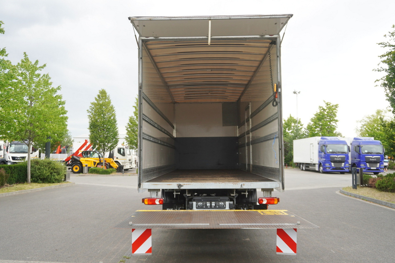 IVECO Eurocargo 12.210 / 18 EPAL box / 130 tho. km! / Dhollandia tail lift 1500 kg - Caminhão furgão: foto 5 IVECO Eurocargo 12.210 / 18 EPAL box / 130 tho. km! / Dhollandia tail lift 1500 kg - Caminhão furgão: foto 5
