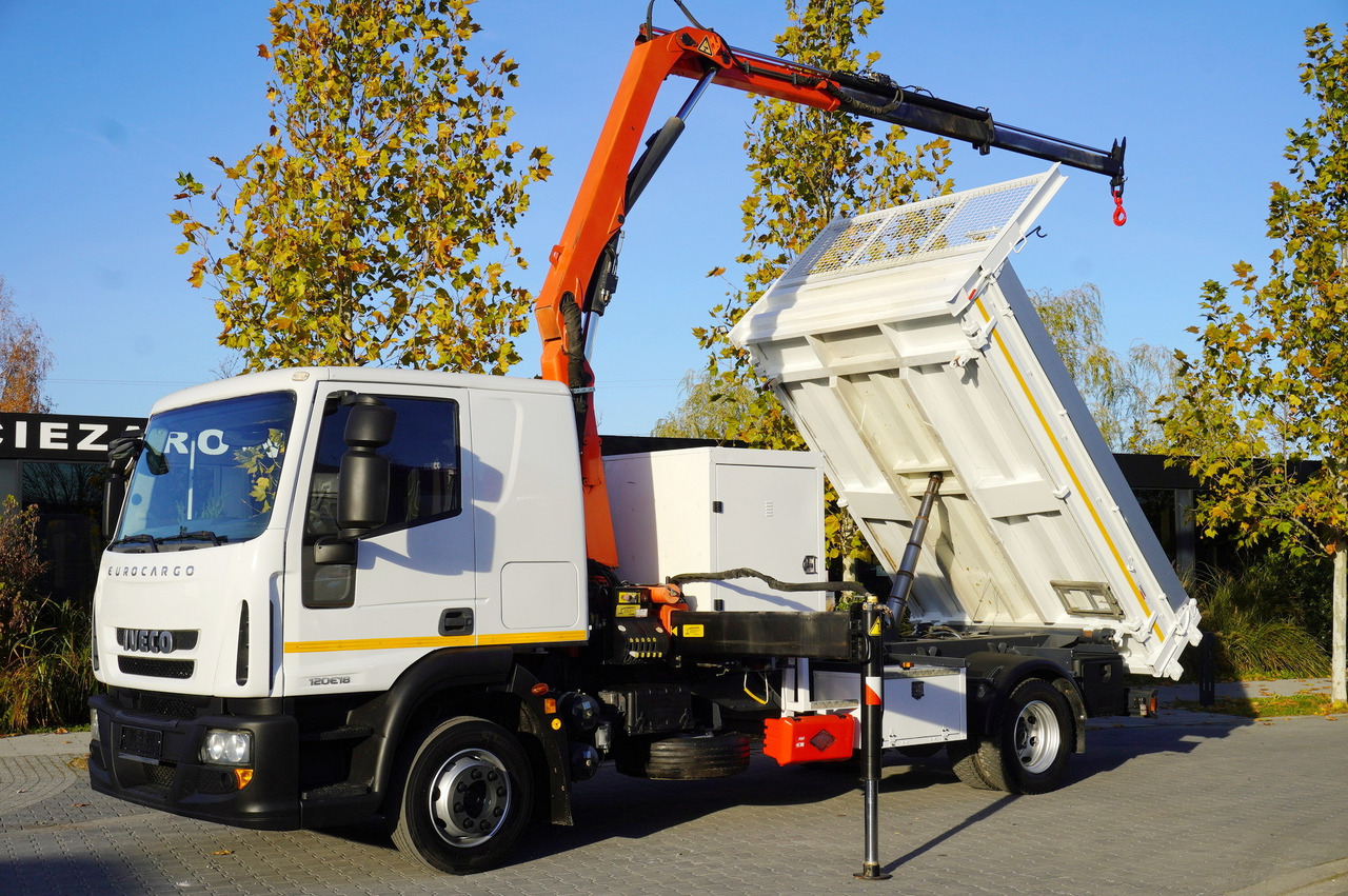 IVECO Eurocargo 120E18 Crane Palfinger / 3-way tipper / sleeper cab - Camião de caixa aberta/ Plataforma, Caminhão grua: foto 1 IVECO Eurocargo 120E18 Crane Palfinger / 3-way tipper / sleeper cab - Camião de caixa aberta/ Plataforma, Caminhão grua: foto 1