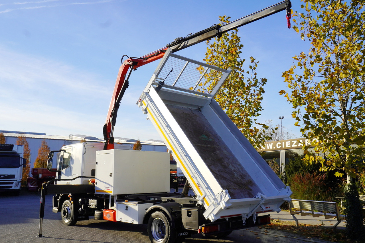IVECO Eurocargo 120E18 Crane Palfinger / 3-way tipper / sleeper cab - Caminhão basculante, Caminhão grua: foto 4 IVECO Eurocargo 120E18 Crane Palfinger / 3-way tipper / sleeper cab - Caminhão basculante, Caminhão grua: foto 4