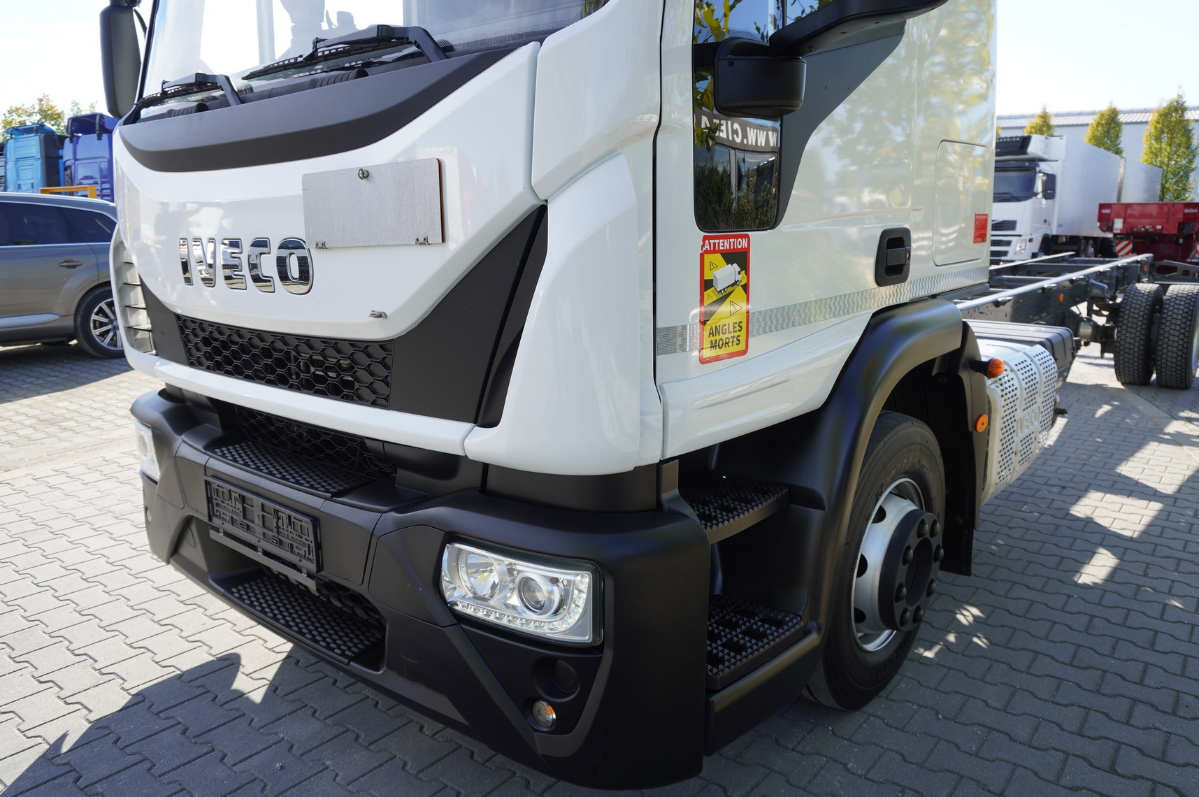 IVECO Eurocargo 140e19 4×2 E6 Glob / ADR / frame 8,1m - Caminhão chassi: foto 5 IVECO Eurocargo 140e19 4×2 E6 Glob / ADR / frame 8,1m - Caminhão chassi: foto 5