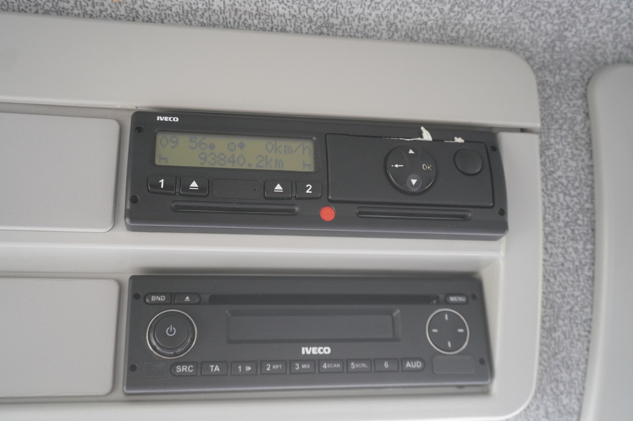 IVECO Eurocargo 150 E25 / 90 tho. km !!! / Tow truck - Caminhão transporte de veículos: foto 3 IVECO Eurocargo 150 E25 / 90 tho. km !!! / Tow truck - Caminhão transporte de veículos: foto 3