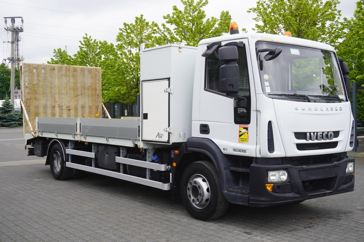 IVECO Eurocargo 150 E25 / 90 tho. km !!! / Tow truck - Caminhão transporte de veículos: foto 4 IVECO Eurocargo 150 E25 / 90 tho. km !!! / Tow truck - Caminhão transporte de veículos: foto 4