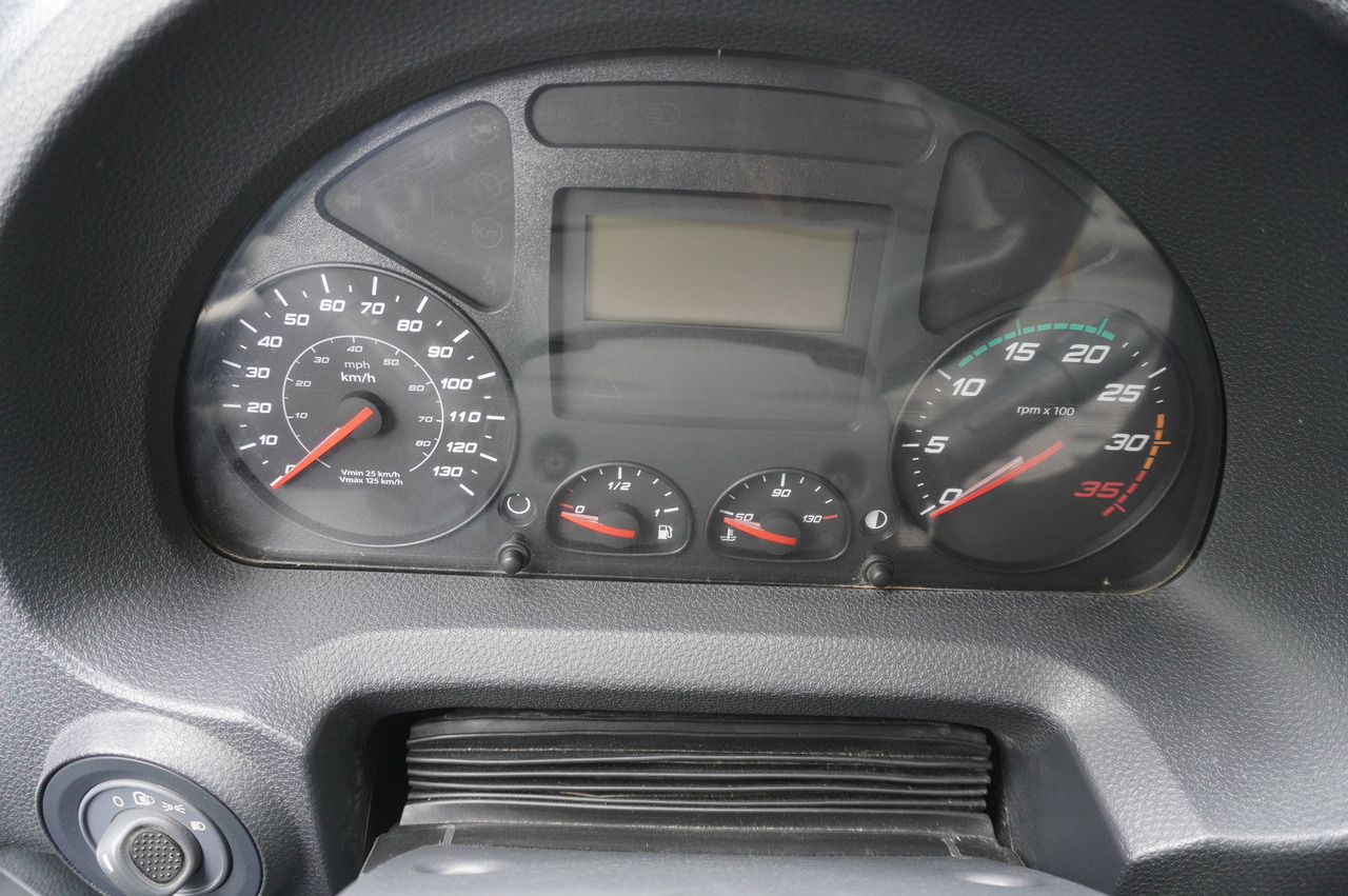 Camião de caixa aberta/ Plataforma IVECO Eurocargo 150 E25 / 90 tho. km !!! / Tow truck: foto 24