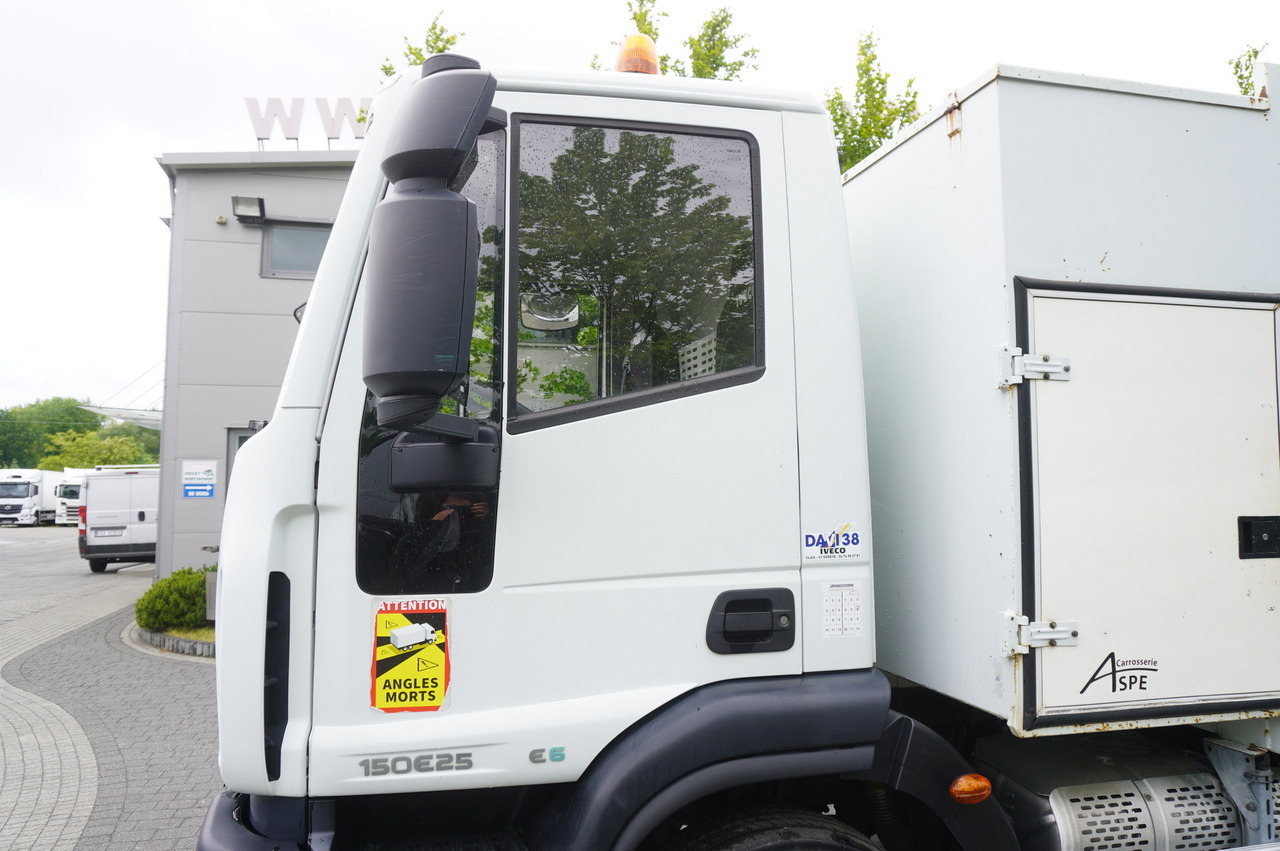Camião de caixa aberta/ Plataforma IVECO Eurocargo 150 E25 / 90 tho. km !!! / Tow truck: foto 18
