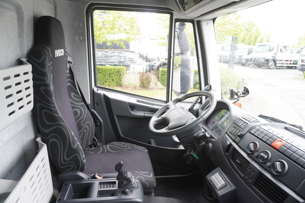 Camião de caixa aberta/ Plataforma IVECO Eurocargo 150 E25 / 90 tho. km !!! / Tow truck: foto 27