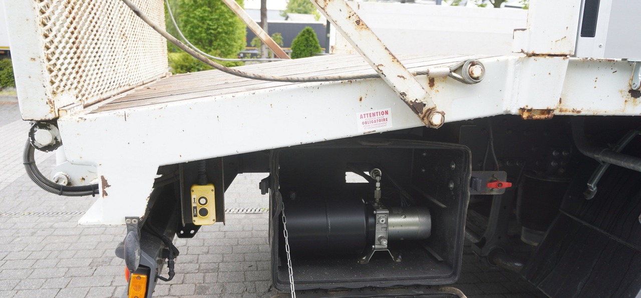 Camião de caixa aberta/ Plataforma IVECO Eurocargo 150 E25 / 90 tho. km !!! / Tow truck: foto 16