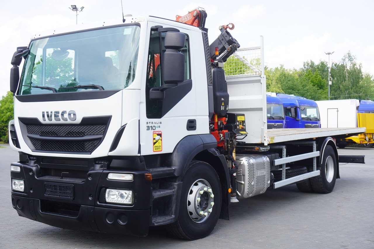 IVECO STRALIS 310 E6 / FASSI F110B / 630 MTH! / 4 t lift cap. / 19 t - Camião de caixa aberta/ Plataforma, Caminhão grua: foto 3 IVECO STRALIS 310 E6 / FASSI F110B / 630 MTH! / 4 t lift cap. / 19 t - Camião de caixa aberta/ Plataforma, Caminhão grua: foto 3