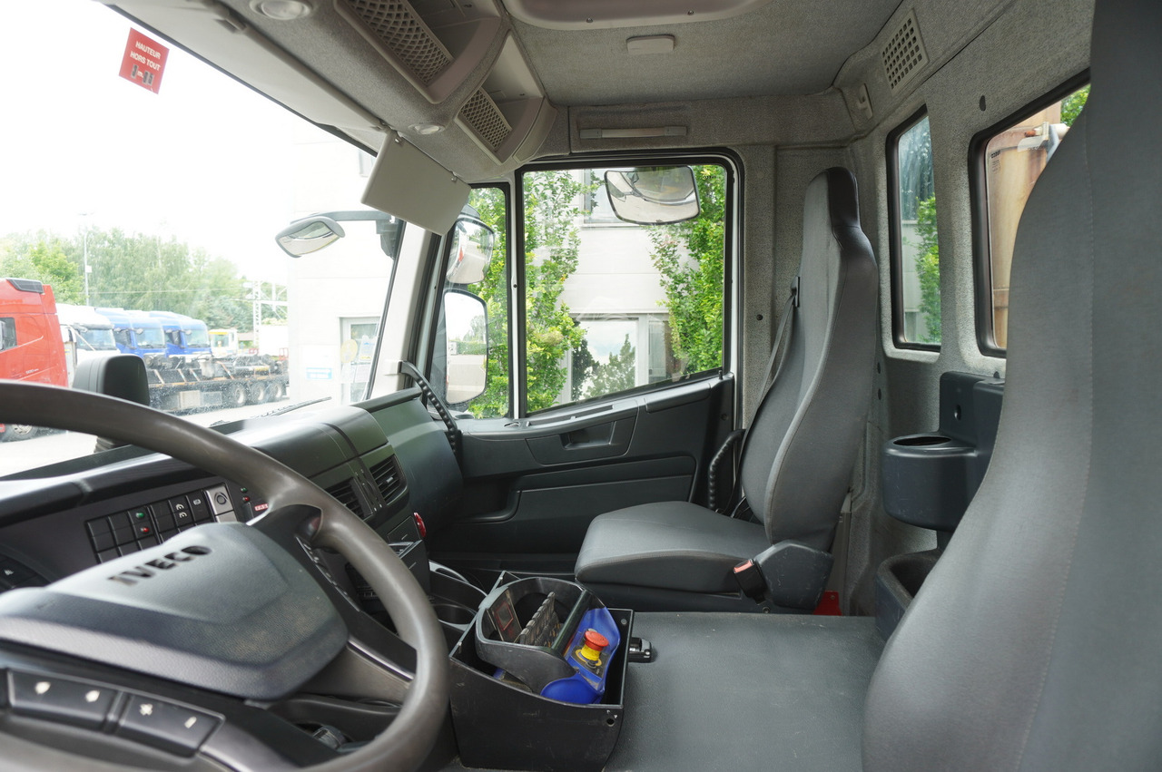 Locação de IVECO STRALIS 330 E6 / FASSI 195A 8.5 T / 3-side tipper IVECO STRALIS 330 E6 / FASSI 195A 8.5 T / 3-side tipper: foto 24