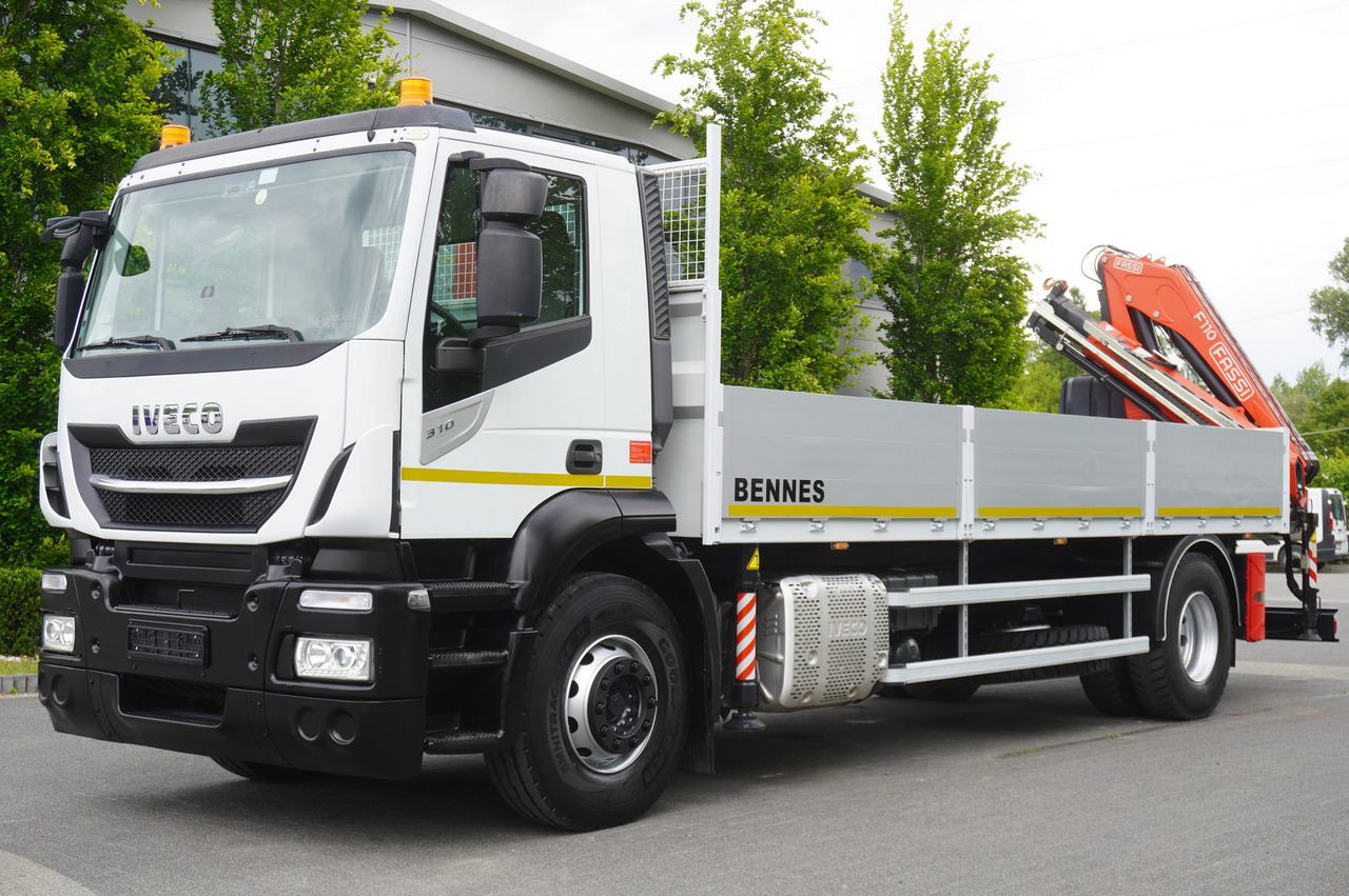 Iveco Stralis 310 / 34 tho km !!! / FASSI 4 Tons 400 MTH! / Flatbed - Camião de caixa aberta/ Plataforma, Caminhão grua: foto 4 Iveco Stralis 310 / 34 tho km !!! / FASSI 4 Tons 400 MTH! / Flatbed - Camião de caixa aberta/ Plataforma, Caminhão grua: foto 4