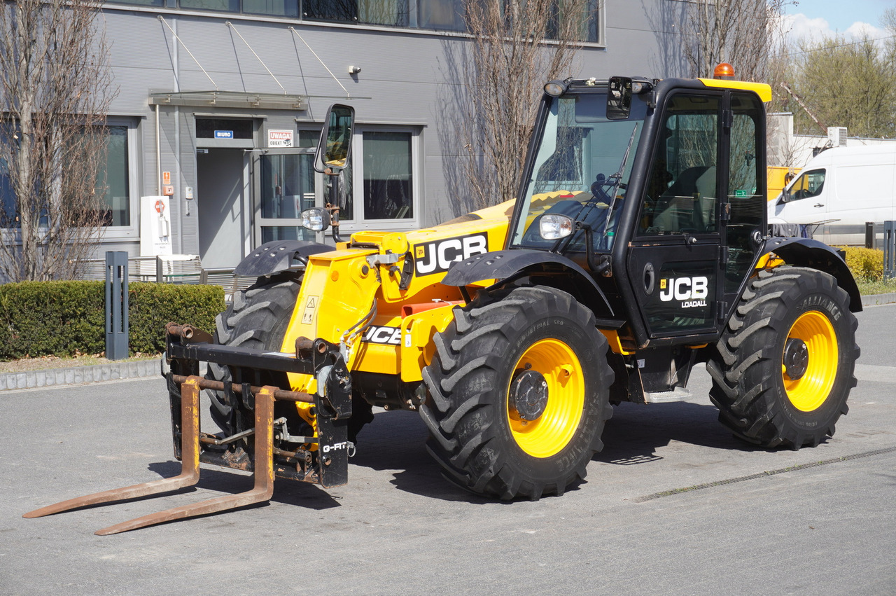 JCB 526-56 AGRI Plus / 5.6 m telescopic loader / joystick - Empilhador telescópico: foto 3 JCB 526-56 AGRI Plus / 5.6 m telescopic loader / joystick - Empilhador telescópico: foto 3