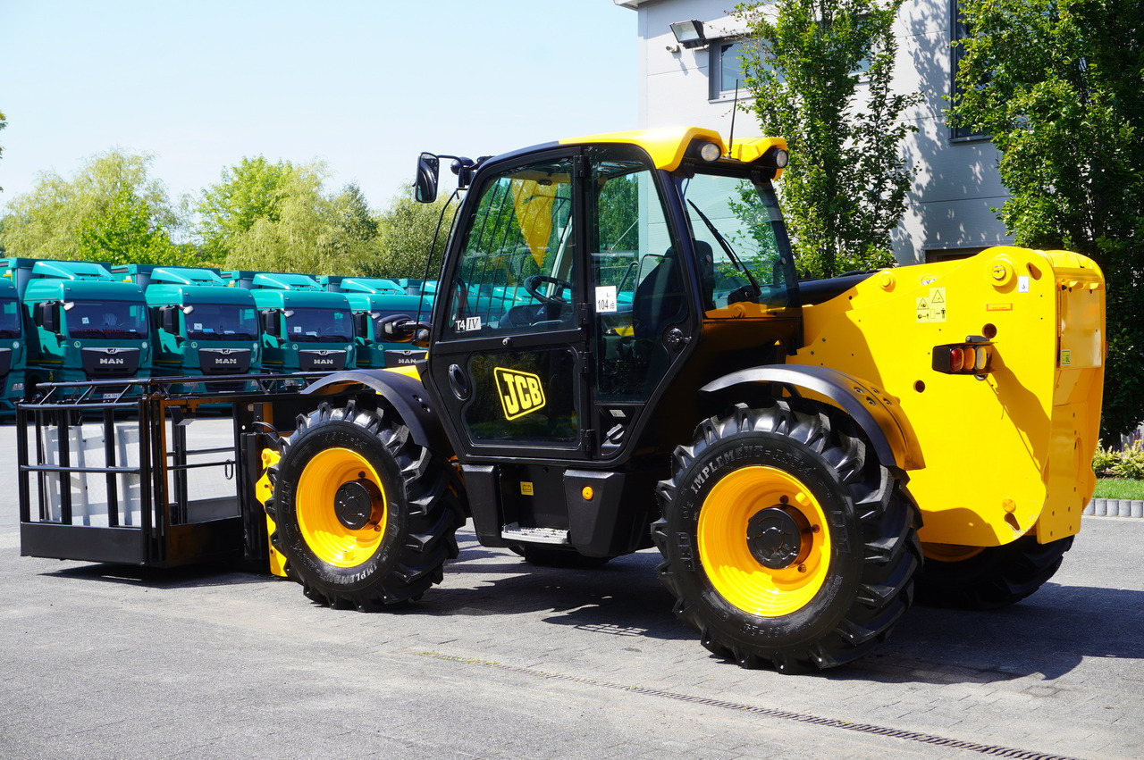 JCB 535-95 / 3.5 T / range 9.5 m / joystick - Empilhador telescópico: foto 3 JCB 535-95 / 3.5 T / range 9.5 m / joystick - Empilhador telescópico: foto 3