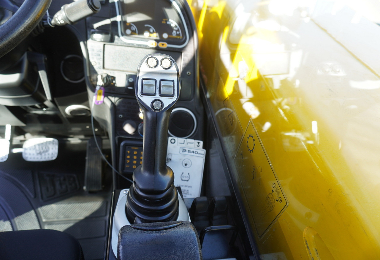 Locação de JCB 540-200 Telescopic Loader / 20m / joystick JCB 540-200 Telescopic Loader / 20m / joystick: foto 30