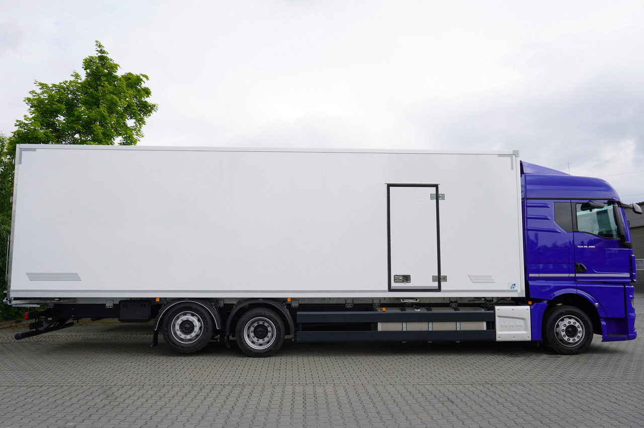 Caminhão furgão nuevo MAN New TGX 26.400 / NEW IGLOOCAR refrigerator 20 pallets / 6×2 / 2024 / 2 units: foto 7