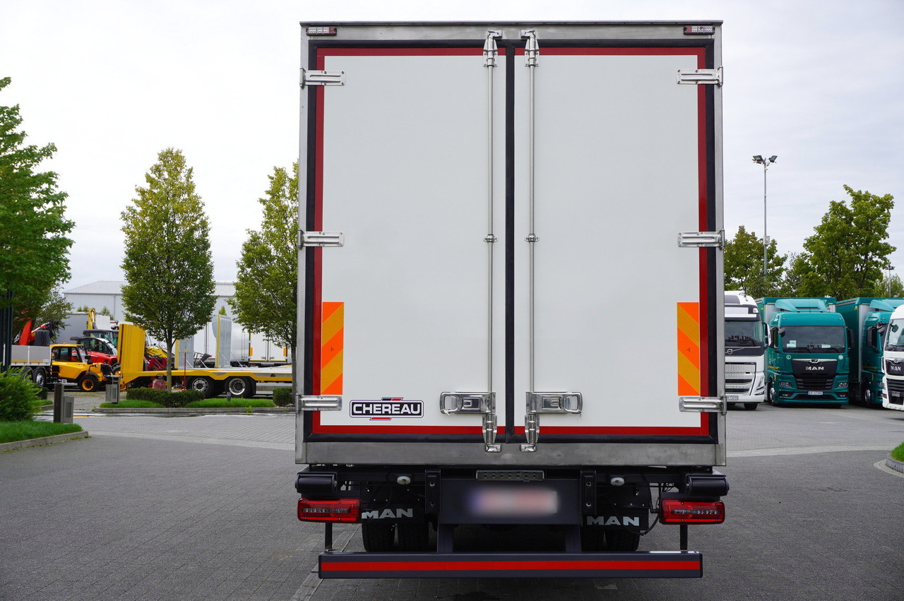 MAN TGL 12.190 / CHEREAU Refrigerator 18 PAL multitemperature / Thermoking T-1200R / 100,000 km - Caminhão frigorífico: foto 5 MAN TGL 12.190 / CHEREAU Refrigerator 18 PAL multitemperature / Thermoking T-1200R / 100,000 km - Caminhão frigorífico: foto 5