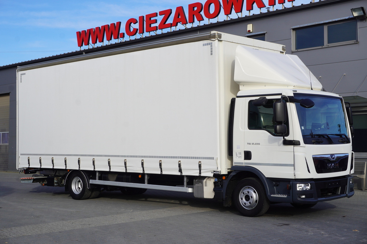 MAN TGL 12.220 / Curtainsider 19 EPAL / 140 tho. km - Caminhão com lona: foto 2 MAN TGL 12.220 / Curtainsider 19 EPAL / 140 tho. km - Caminhão com lona: foto 2