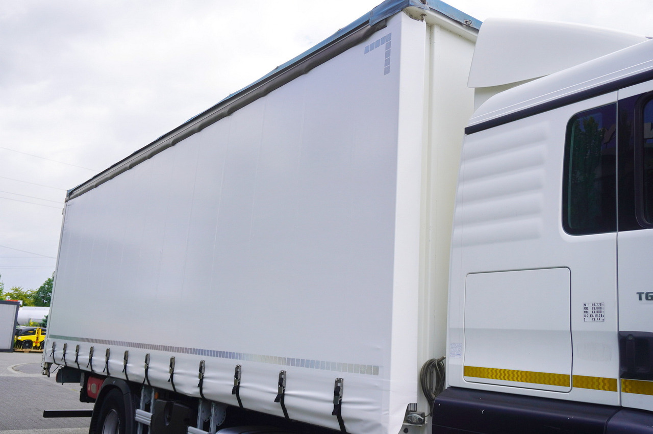 Caminhão com lona MAN TGS 18.440 / 19 EPAL curtainsider / Sleeper cab: foto 10 Caminhão com lona MAN TGS 18.440 / 19 EPAL curtainsider / Sleeper cab: foto 10