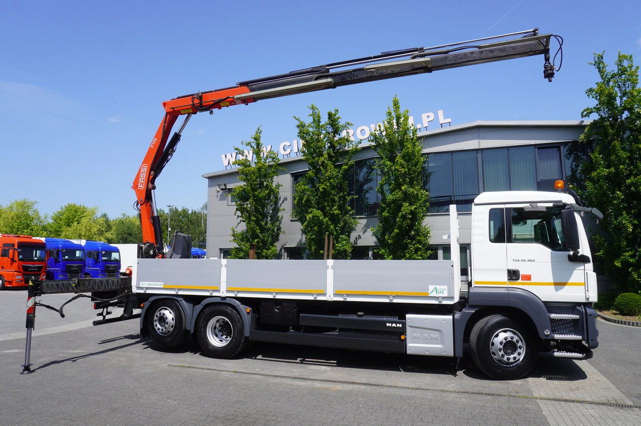 MAN TGS 26.360 Flatbed / Fassi F175 7.7 T / steered 3rd axle - Camião de caixa aberta/ Plataforma, Caminhão grua: foto 4 MAN TGS 26.360 Flatbed / Fassi F175 7.7 T / steered 3rd axle - Camião de caixa aberta/ Plataforma, Caminhão grua: foto 4