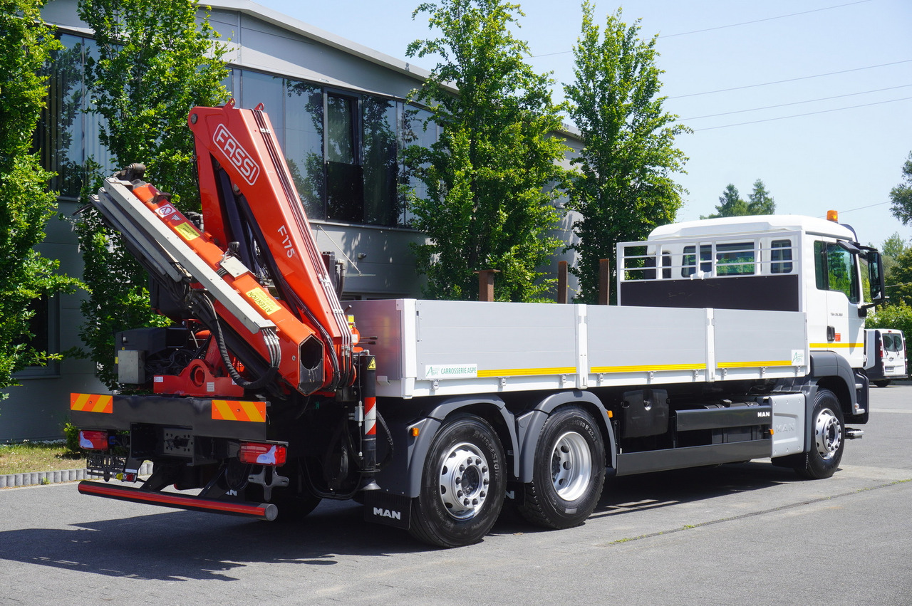 MAN TGS 26.360 Flatbed / Fassi F175 7.7 T / steered 3rd axle - Camião de caixa aberta/ Plataforma, Caminhão grua: foto 5 MAN TGS 26.360 Flatbed / Fassi F175 7.7 T / steered 3rd axle - Camião de caixa aberta/ Plataforma, Caminhão grua: foto 5