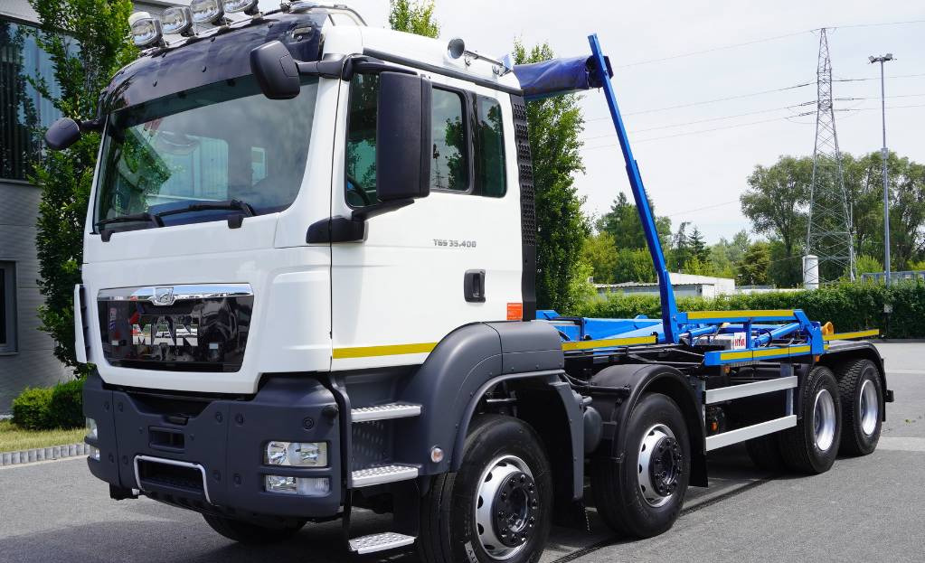 MAN TGS 35.400 8×4 HYVA LIFT 32.56 SE hooklift - Caminhão polibenne: foto 4 MAN TGS 35.400 8×4 HYVA LIFT 32.56 SE hooklift - Caminhão polibenne: foto 4