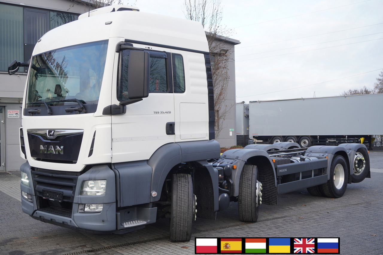 MAN TGS 35.420 8×2 / Chassis 6.4 m / 3 steered axles - Caminhão chassi, Caminhão grua: foto 1 MAN TGS 35.420 8×2 / Chassis 6.4 m / 3 steered axles - Caminhão chassi, Caminhão grua: foto 1